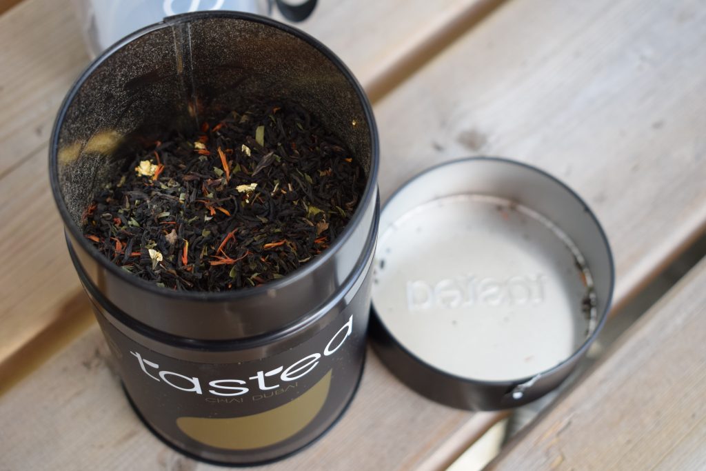 Chai Dubai tastea teablend thee proeven